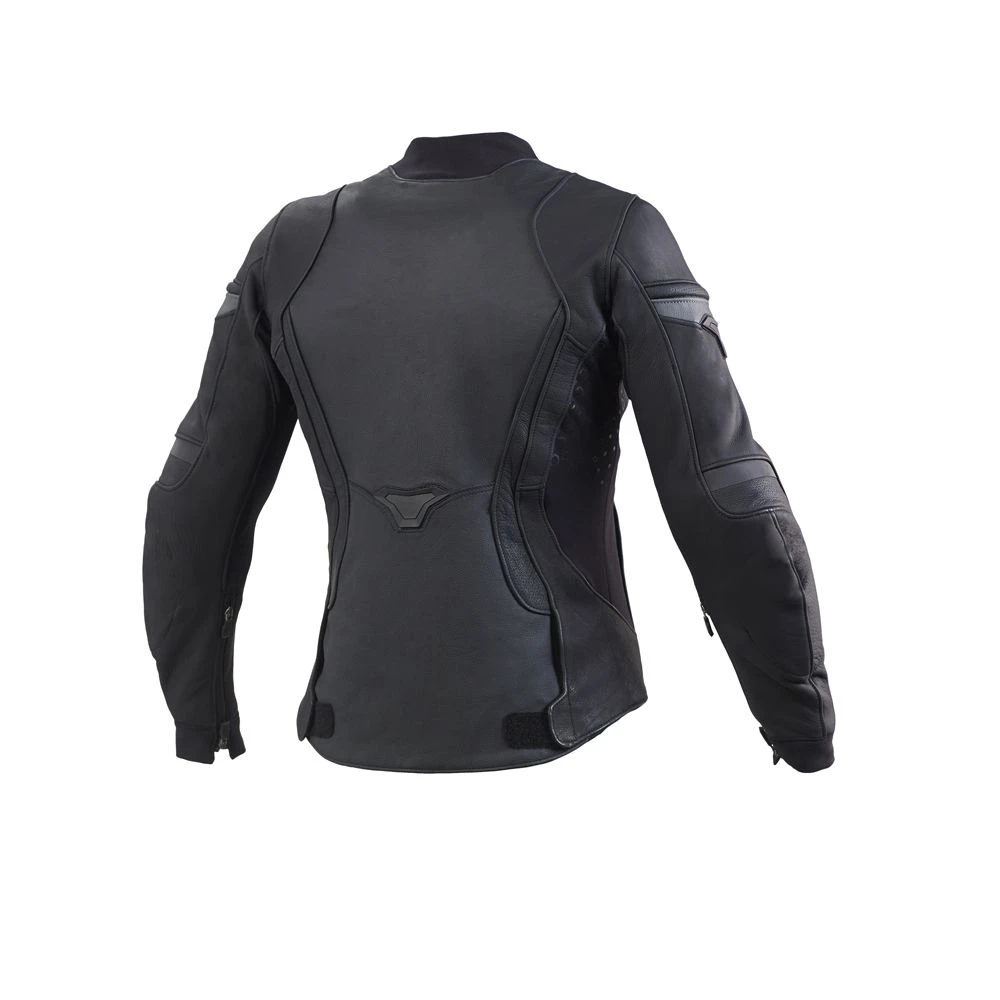 Macna Cyenna Motorjas